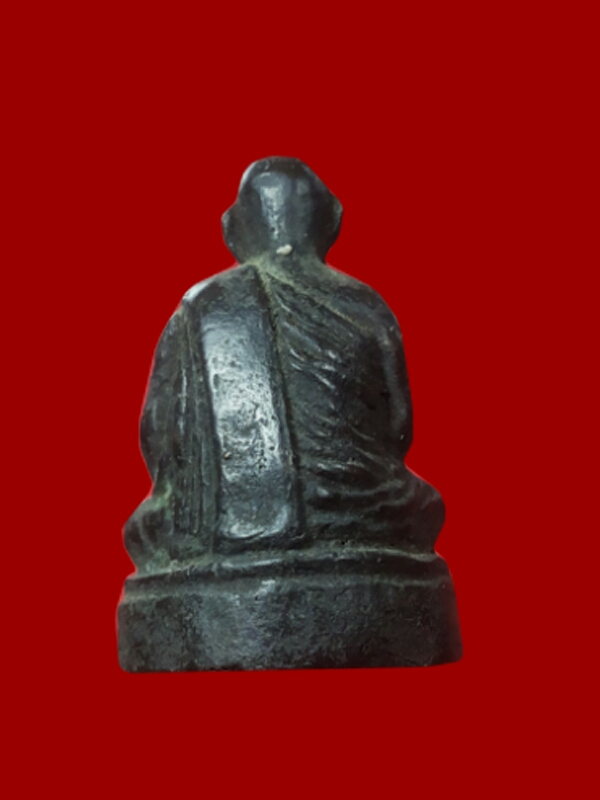 รูปหล่อหลวงพ่อขอม วัดไผ่โรงวัว