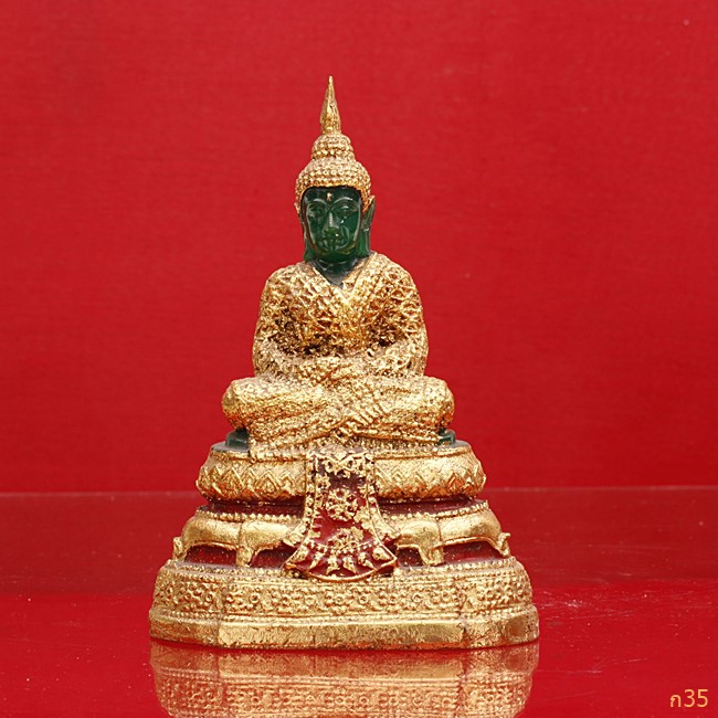 พระบูชาพระแก้วมรกต