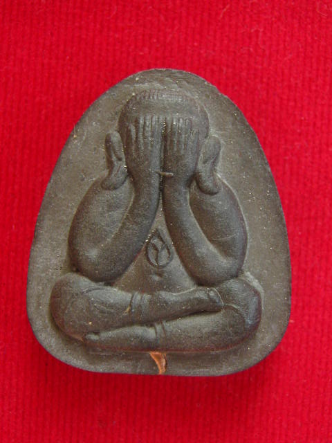 พระปิดตาปลดหนี้ หลวงปู่บัว ถามโก เนื้อว่าน108 +ผงใบลาน+ตะกรุดทองแดง +กล่อง เลข 5349