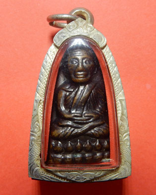 เตารีดหลวงปู่ทวด ปี 51 พร้อมตลับเงิน เคาะเดียว 