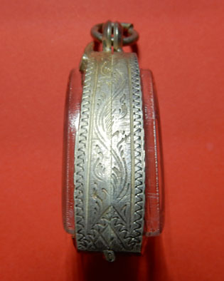 เตารีดหลวงปู่ทวด ปี 51 พร้อมตลับเงิน เคาะเดียว 