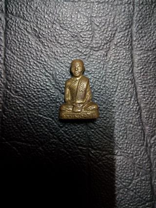 รูปหล่อปั๊มหลวงพ่อจ้อยวัดศรีอุทุมพรนครสวรรค์