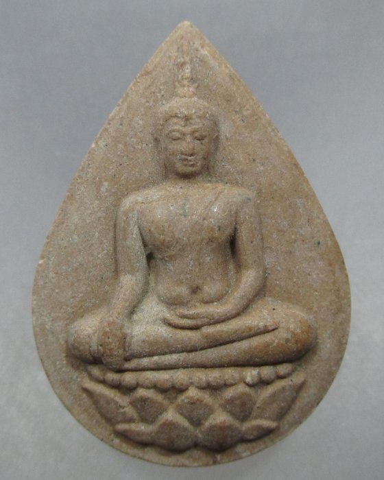 20 บาท พระเนื้อผงไม่ทราบที่ครับ