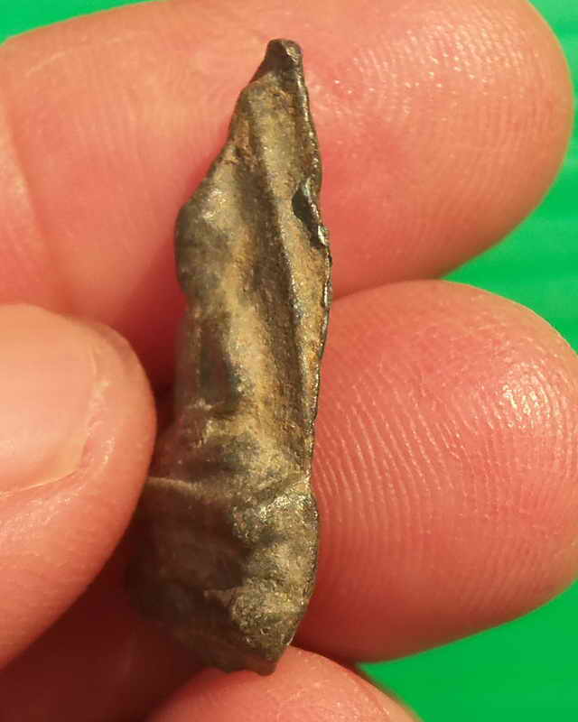 พระเชตุพนแขนหักศอกพิมพ์ฐานสูง กรุวัดพระธาตุเขาหินตั้ง สุโขทัย