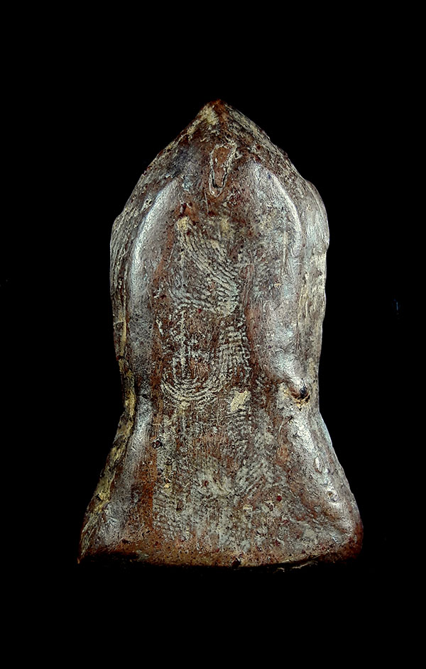 ยอดขุนพลเสมาตัด กรุกำแพงเพชร