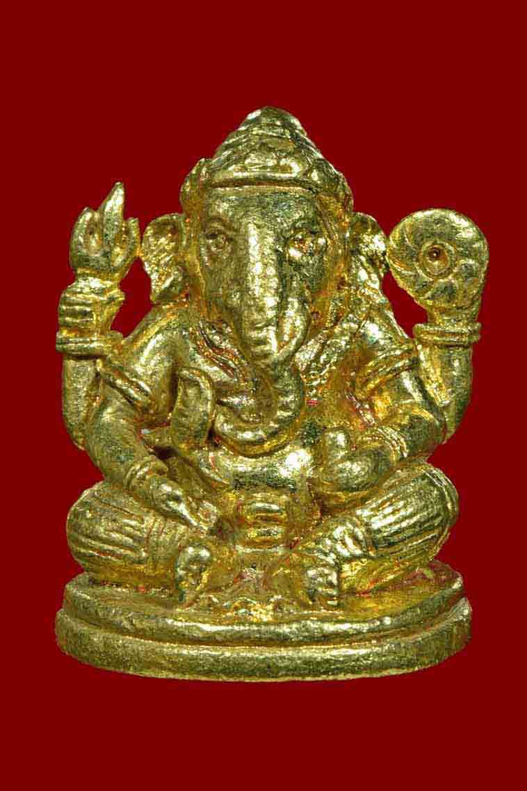 พระพิฆเนศ รุ่นบารมีศรีสนธิ์ วัดสุทัศนเทพวราราม ปี ๒๕๕๕ พิมพ์ลอยองค์ "เนื้อฝาบาตร" กรรมการ