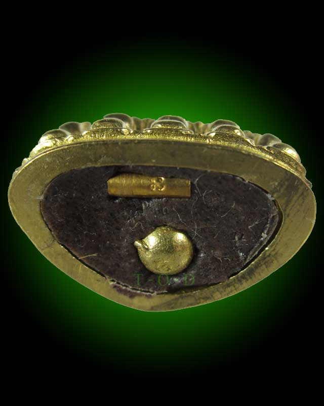 พระกริ่งมหามงคล 8 รอบ หลวงปู่ทิม วัดพระขาว 