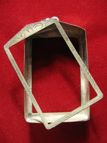 250.- กรอบเงิน ใส่พระสมเด็จ ขนาดมาตรฐาน