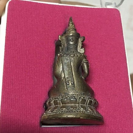 หลวงปู่กาหลงเขี้ยวแก้ว วัดเขาแหลม จ.สระแก้ว พระกริ่งจักรพรรดิ์นารายณ์
