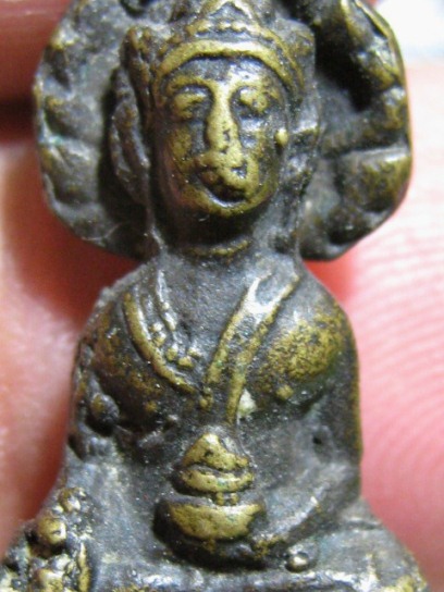 พระกริ่งบดินทร์ ปี2502 เนื้อทองผสม วัดชนะสงคราม กทม.สภาพพอใช ้ มีบัตรรับรองความแท้