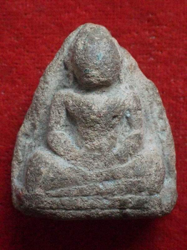 หลวงพ่อโต กรุวัดบางกระทิง พิมพ์สมาธิ เนื้อดิน ยุคแรกๆ