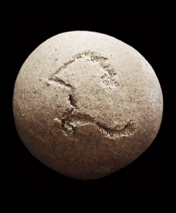 ลูกอมปั้นจารมือสดฝังเม็ดยา หลวงปู่หมุน ปลุกเสก ปี43 พิธีมหาสมปารถนา วัดซับลำใย สภาพสวย 