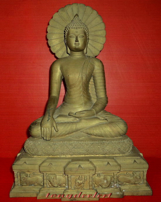 พระบูชาหลวงพ่อพระพุทธเมตตา สวยมากค่ะ