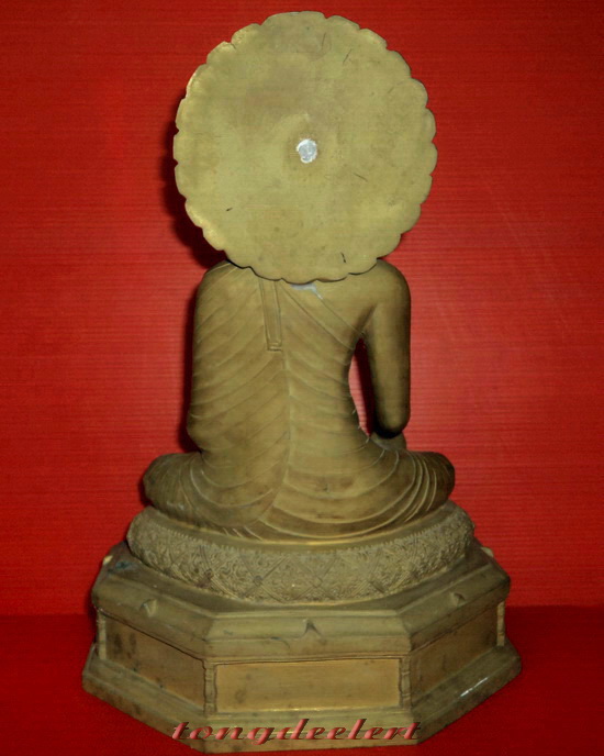 พระบูชาหลวงพ่อพระพุทธเมตตา สวยมากค่ะ