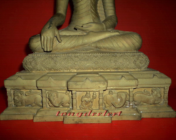 พระบูชาหลวงพ่อพระพุทธเมตตา สวยมากค่ะ