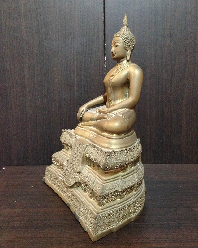 พระบูชาหลวงพ่อวัดไร่ขิง หน้าตัก6 นิ้ว, ฐาน9 นิ้วครึ่ง, สูง13 นิ้วกว่า 