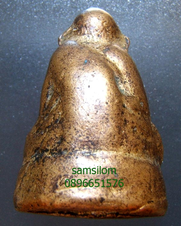 หลวงพ่อเขียน วัดสำนักขุนเณร พิมพ์หน้าหมู ปี2482  น้ำทองวิ่ง (3)