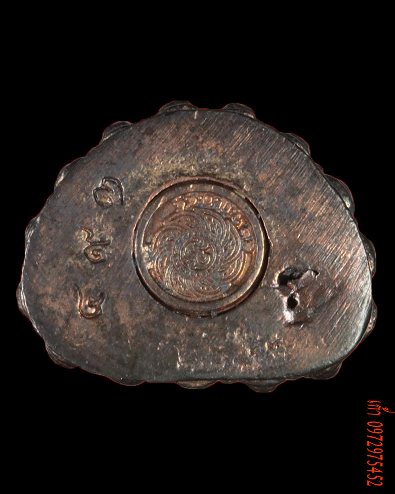 พระกริ่งไตรจักรชัยสิทธิ์ หลวงปู่ชื้น นวะโลหะ หลามยเลข 493 