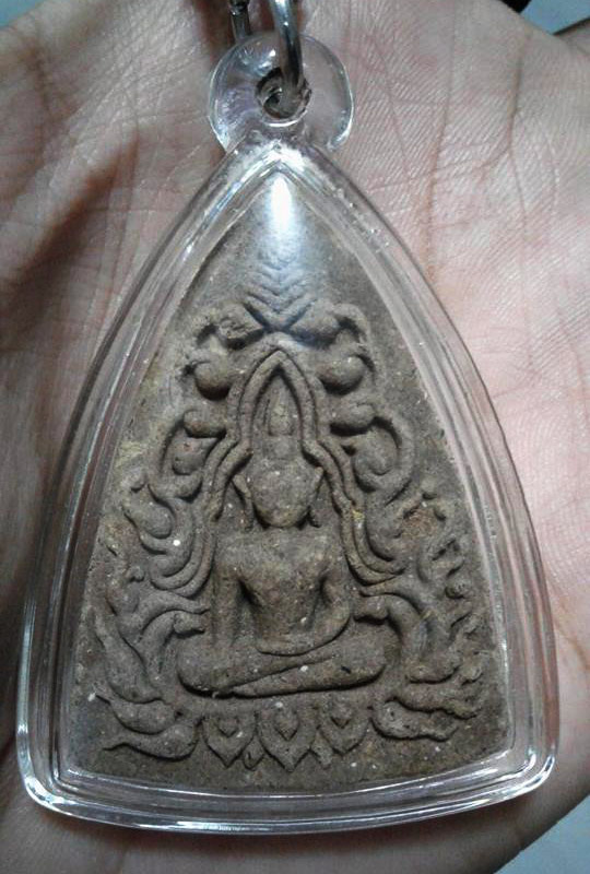 พระขุนแผนเนื้อว่านมหาเสน่ห์ผสมผงรกแมว หลวงปู่คำบุ