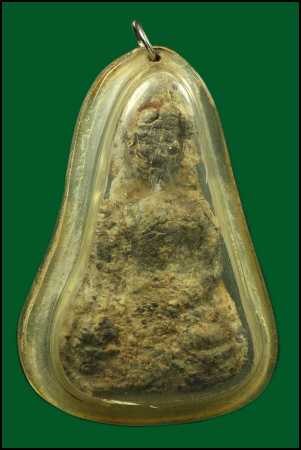 ++ พระร่วงนั่งกรุน้ำ วัดมหาธาตุ จ.สุโขทัย ... เลี่ยมเก่าๆ ... วัดพร้อมกรอบ2.5 นิ้ว