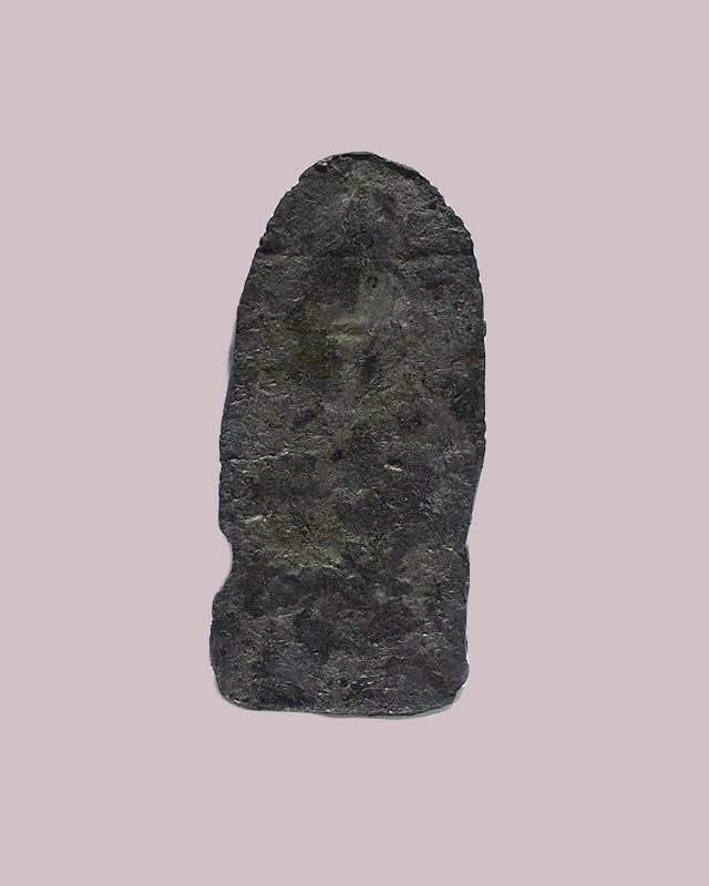 พระแผงตัดเดี่ยวพิมพ์พระร่วงนั่งฐานบัว กรุวัดราชบูรณะ อยุธยา