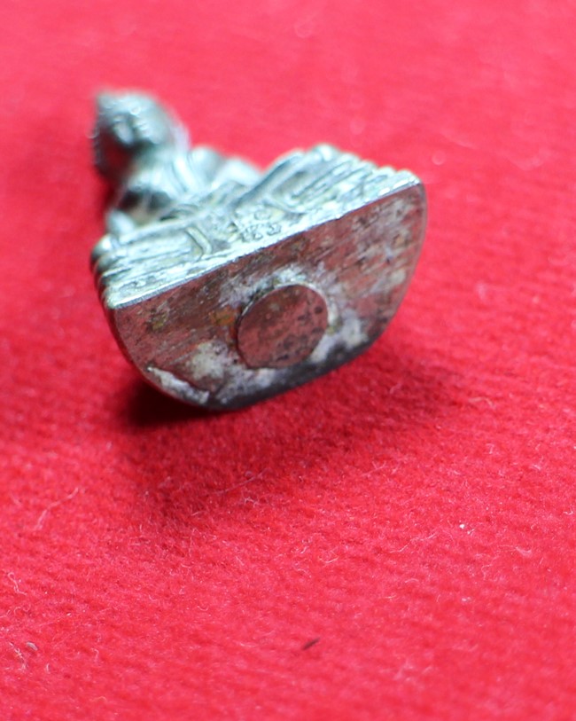 หลวงพ่อโสธร กริ่งปี33 เนื้อเงิน 