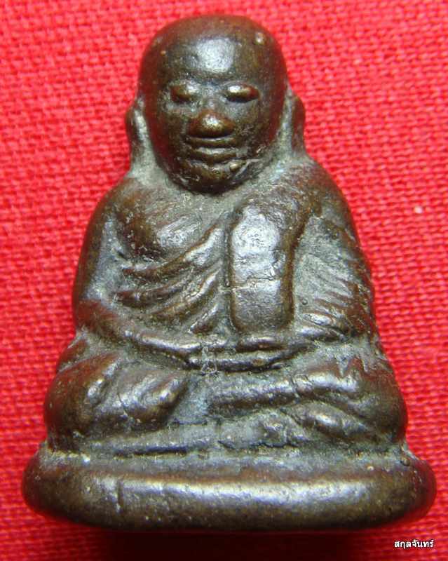 หลวงพ่อเงิน วัดบางคลาน รุ่นปืนแตก สวยๆครับ