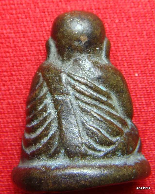 หลวงพ่อเงิน วัดบางคลาน รุ่นปืนแตก สวยๆครับ