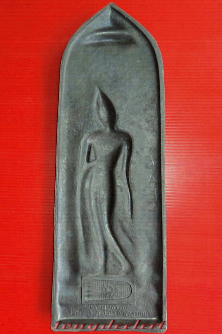 พระบูชากำแพงศอกหลังพระพุทธบาท หลวงปู่ดี วัดพระรูป จ.สุพรรณบุรี สวยมากเลยค่ะ