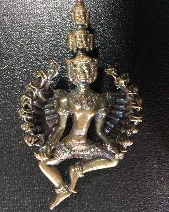 พระนารายณ์ปาฏิหาริย์ หลวงปู่พา วัดบัวระรมย์ รุ่นไตรมาสเปิดโลก เนื้อเทวรูปขอมพันปี(หายาก)