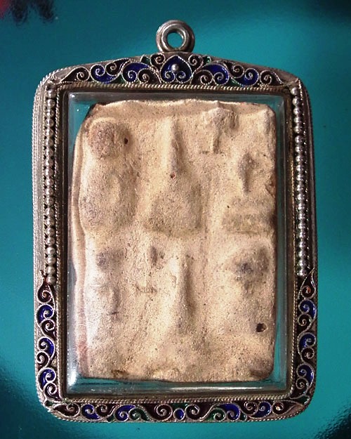 พระแผงนาดูนตัดหก  กรุพระบรมธาตุนาดูน จ.มหาสารคาม