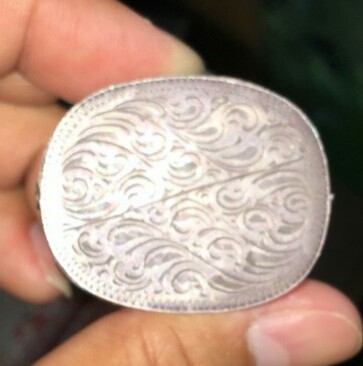 เคาะเดียวแดง !! หลวงพ่อโต บางกะทิง พิมพ์สมาธิเนื้อจัด ๆ ครับ 