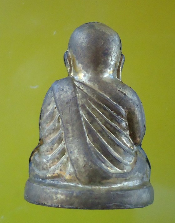 เคาะเดียวไต้ 2 องค์ หลวงพ่อเงิน วัดบางคลาน