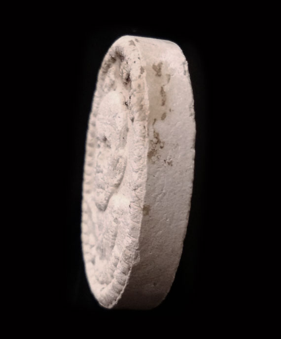 พระผงยันต์ดวงเศรษฐี หลวงปู่หมุน พิธี เสาร์5 มหาเศรษฐี ปี43 เนื้อแน่นๆ สภาพสวย หูตากระพิบ คมชัด