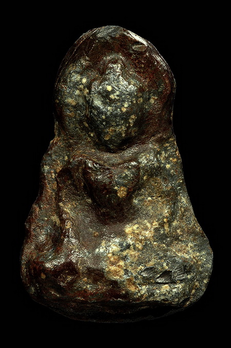 พระท่ากระดานน้อยกรุท่าเสา พระหนา สนิมแดงจัดๆ