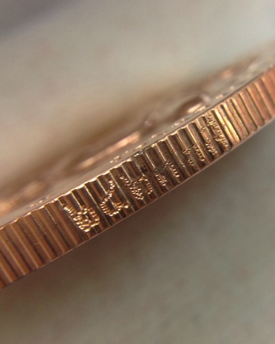 เหรียญหลวงพ่อโสธร รุ่นที่ระลึกเปิดอาคารหลวงพ่อพระพุทธโสธร ปี42 พิมพ์ใหญ่ มีโค๊ด