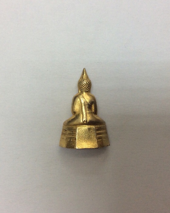 พระกริ่งพระพุทธโสธร วัดโสธรวรารามวรวิหาร จ.ฉะเชิงเทรา ปี49 เนื้อกะไหล่ทอง มีโค๊ด กล่องเดิม