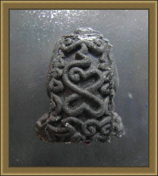 (เคาะเดียวครับ)พระปิดตาอุตตโม ผงพรายกุมาร เนื้อว่านไพลดำ ปี ๒๕๕๔ หมายเลข ๒๗๗๑