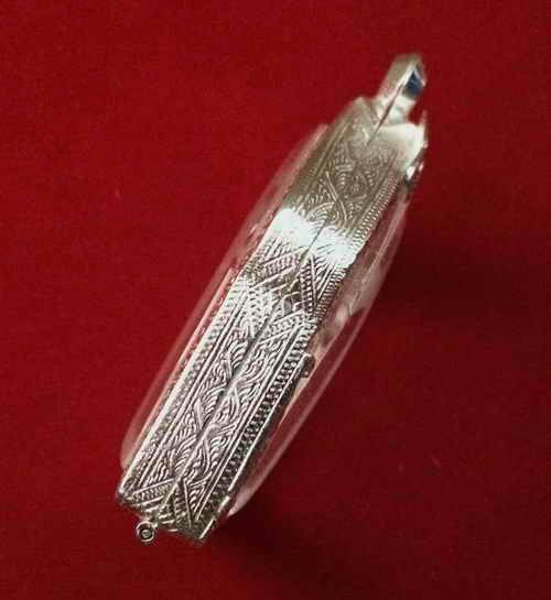 ตลับเงินสำหรับใส่ขุนแผนหลวงปู่ทิม/หลวงพ่อสาคร หรือพระที่มีขนาดใกล้เคียง