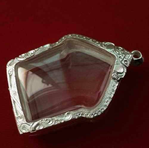 ตลับเงินสำหรับใส่ขุนแผนหลวงปู่ทิม/หลวงพ่อสาคร หรือพระที่มีขนาดใกล้เคียง