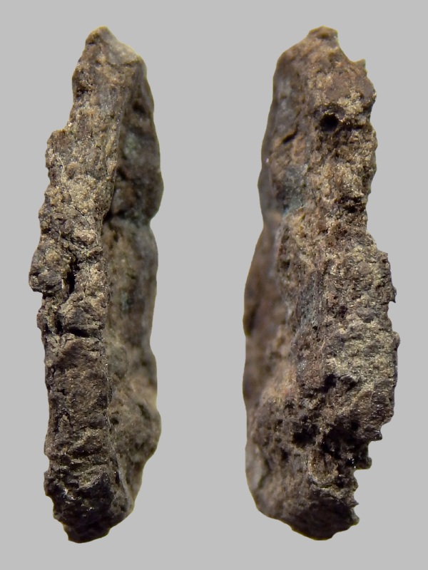 พระพิจิตร เม็ดข้าวเม่า ชินเงิน พิมพ์แขนกลมฐานเขียง