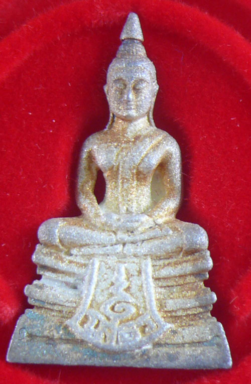 หลวงพ่อโสธร รุ่น 80 ปี กรมตำรวจ เนิ้อเงินพ่นทราย พร้อมกล่อง