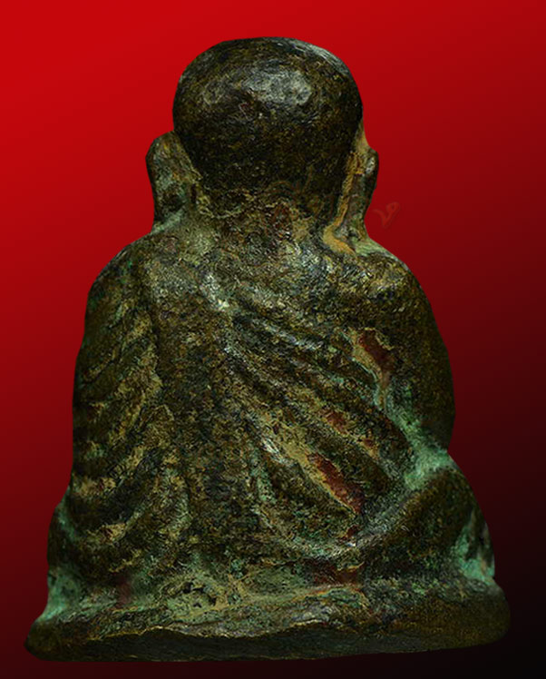 หลวงพ่อเงิน วัดบางคลาน จังหวัด พิจิตร รุ่นปืนแตก พิมพ์นิยมเศียรกลม ปี ๒๕๒๘ (๑) 