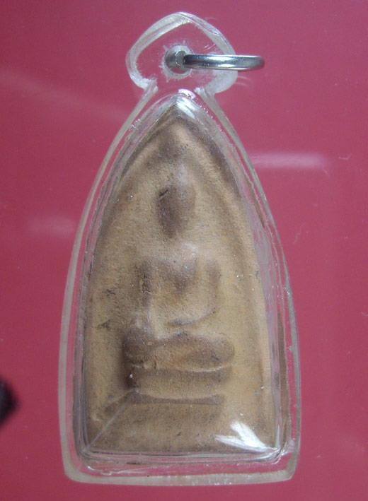 พระสรรค์นั่งฐานขีด พิมพ์ใหญ่ เนื้อดิน  หลวงพ่อกวย วัดบ้านแค ชัยนาท  พิมพ์นิยม 