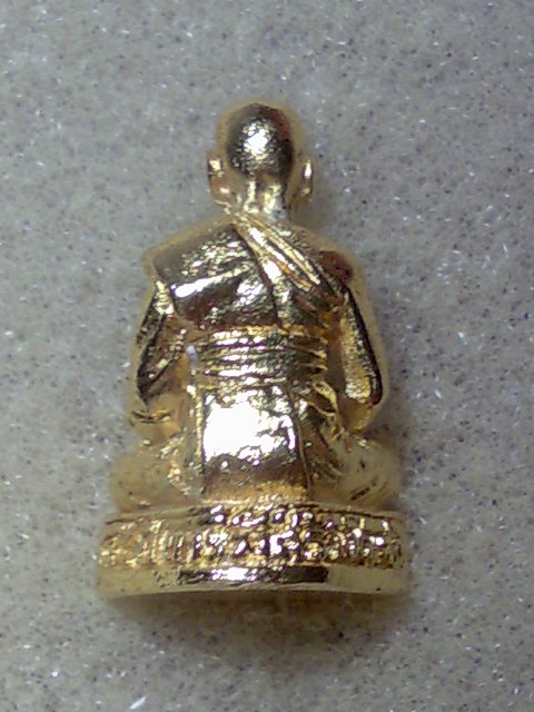 รูปหล่อก้นจาร ลป แขก วัดสุนทรประดิษฐ์ 