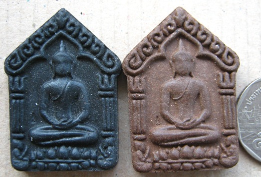 2องค์2สี พระขุนแผน รุ่นอายุยืน หลวงปู่สมบุญสวนนิพพาน วัดปอแดง จ นครราชสีมา ปี2558พร้อมกล่องเดิม