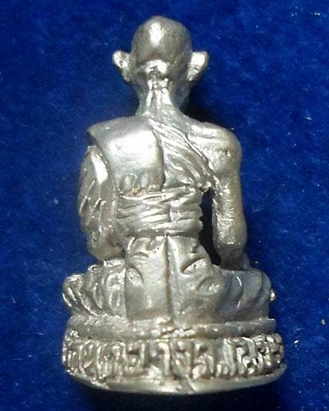 รูปหล่อ หลวงปู่ศุข  วัดนายาง เพชรบุรี 2551 หลวงพ่อสวัสดิ์ ศิษย์สืบวิชาจากหลวงศุข วัดปากคลองมะขามเฒ่า