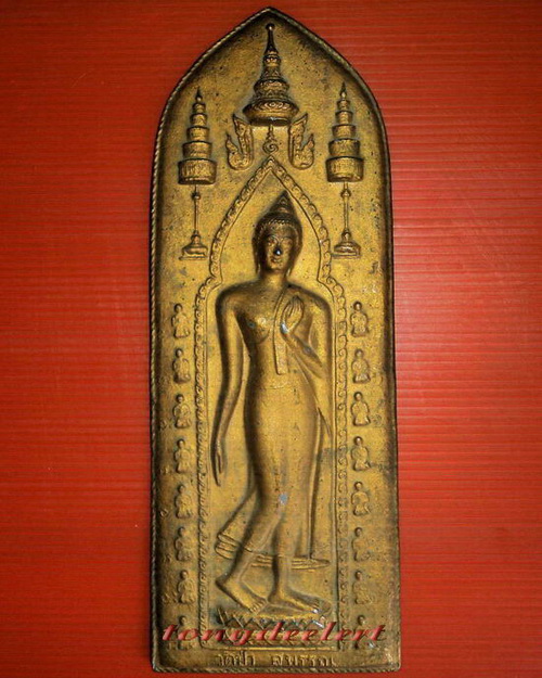 พระบูชากำแพงศอกหลังหลักเมืองสุพรรณ วัดป่าเลไลยก์ จ.สุพรรณบุรี ขนาดกลาง ทาทอง สวยมากค่ะ