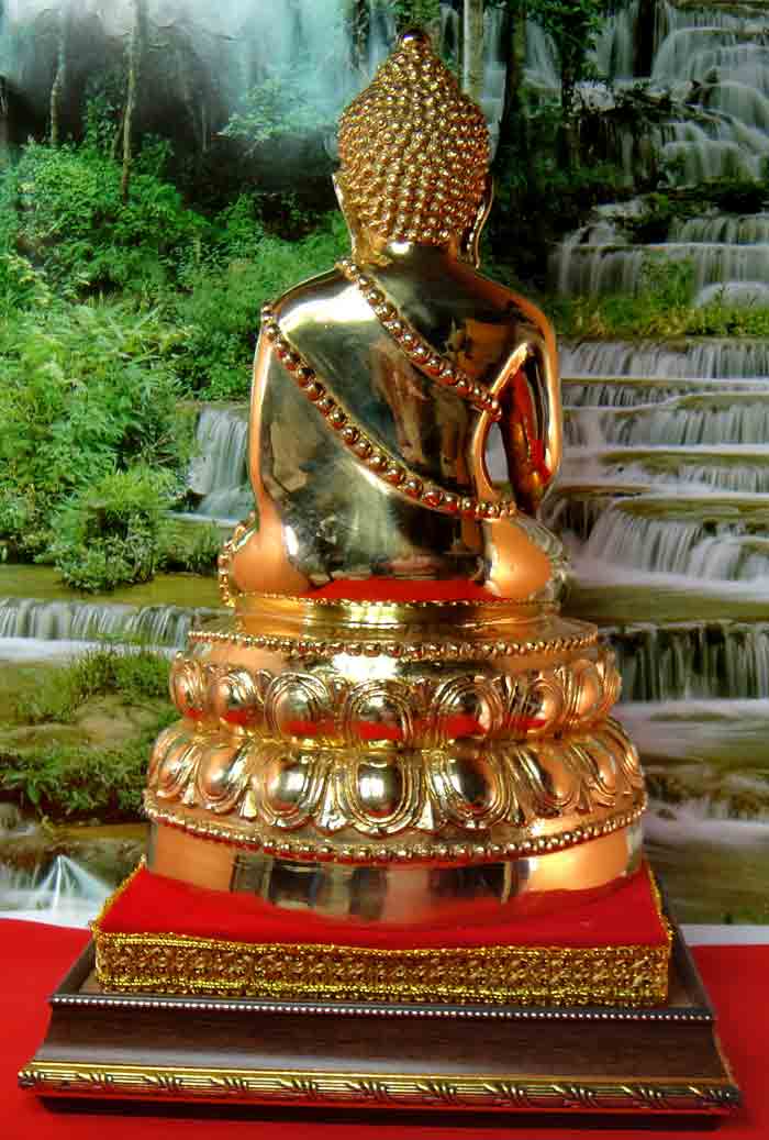 ***พระกริ่งบูชา*** เนื้อทองเหลืองขัดเงา หน้าตัก 5 นิ้ว ฐานกว้าง 7.5 x 5.2 นิ้ว สูง 12 นิ้ว  