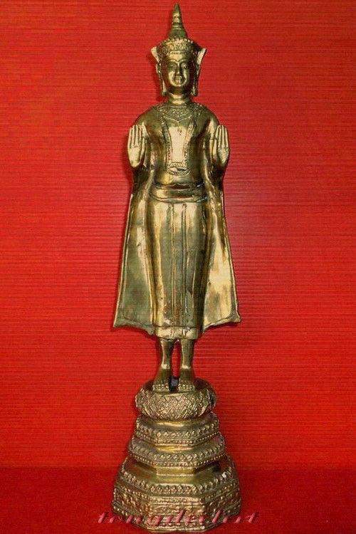 พระบูชาหลวงพ่อสัมฤทธิ์ วัดนาโคก จ.สมุทรสาคร ทรงเทริดปางห้ามญาติ สวยมากค่ะ